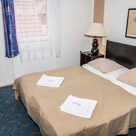 Hotel U Lip Trojanovice Frenštát pod Radhoštěm Kültér fotó